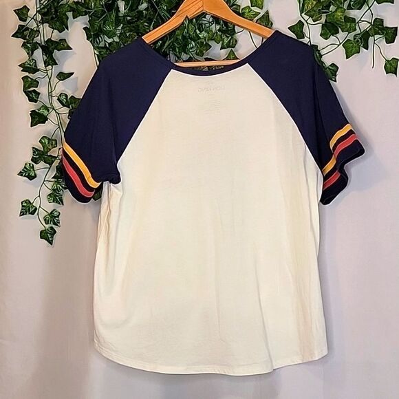 Disney. Lion King. Tie front Tee. Size 2XL. EUC - Picture 6 of 10